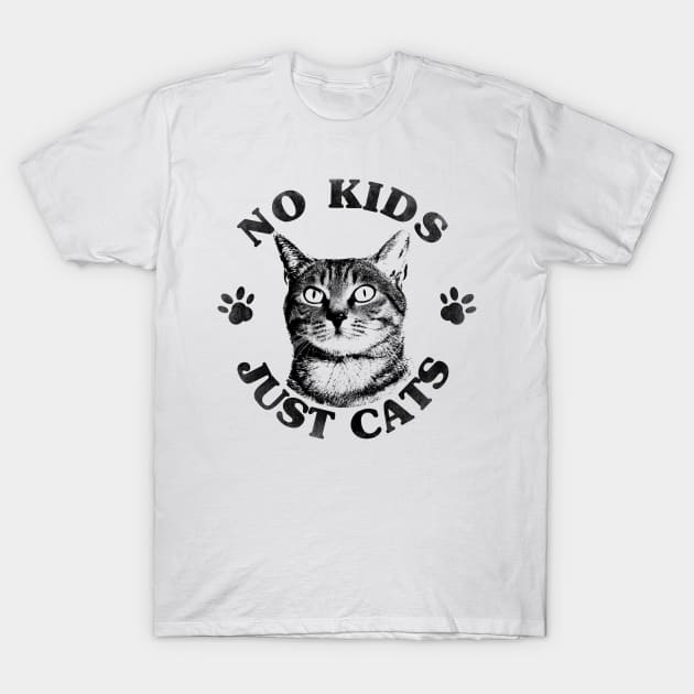 No kids, just cats vintage circle design T-Shirt by GriffGraphics